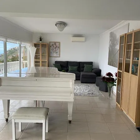 Carioca - With Private Pool, Marvelous Garden And Amazing Ocean View 빌라 사우살